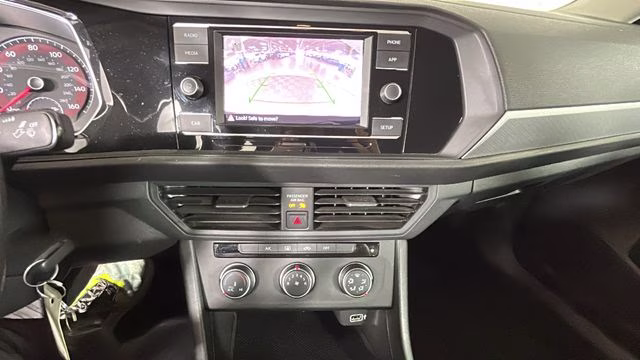 2019 Pure White Volkswagen Jetta 1.4T SE FWD Sedan
