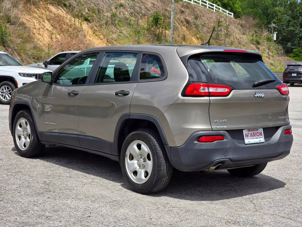 2017 Light Brownstone Pearlcoat Jeep Cherokee Sport 4X4 SUV
