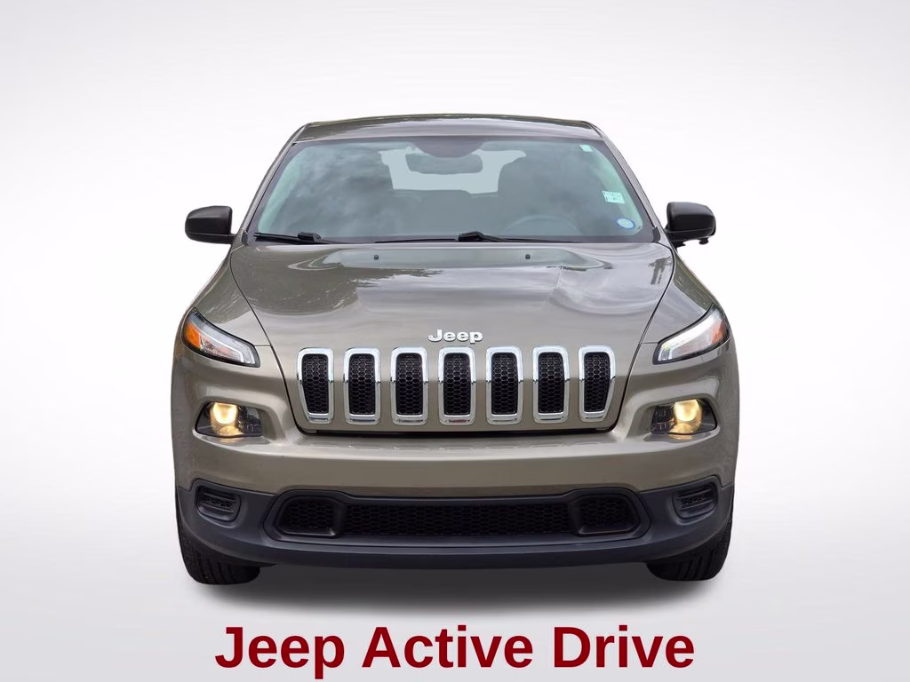2017 Light Brownstone Pearlcoat Jeep Cherokee Sport 4X4 SUV