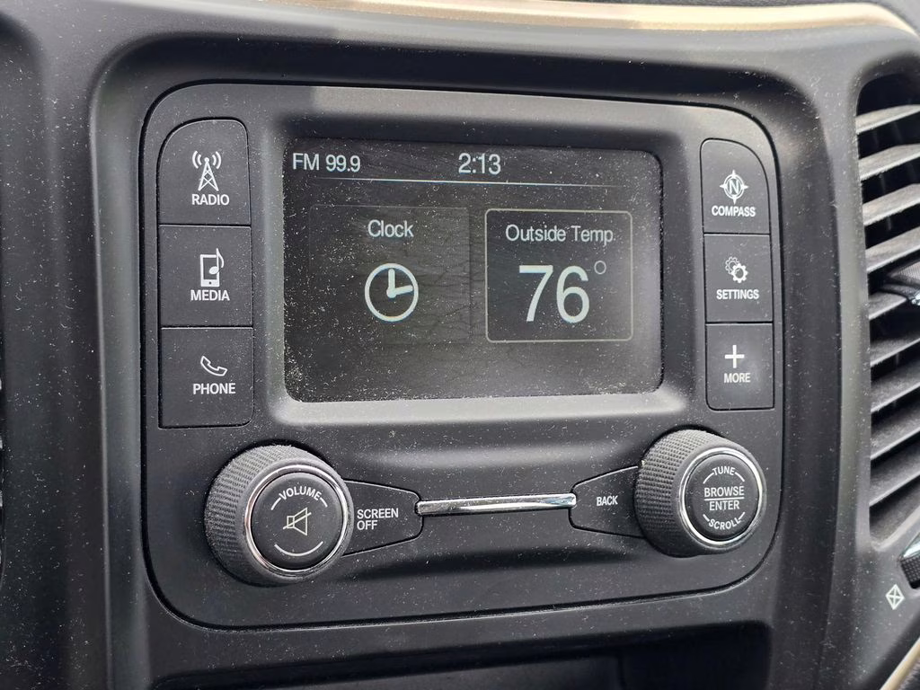 2017 Light Brownstone Pearlcoat Jeep Cherokee Sport 4X4 SUV