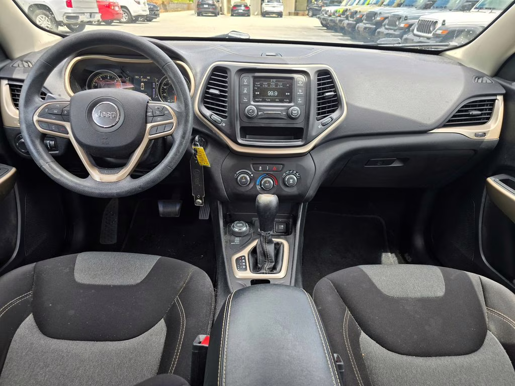 2017 Light Brownstone Pearlcoat Jeep Cherokee Sport 4X4 SUV