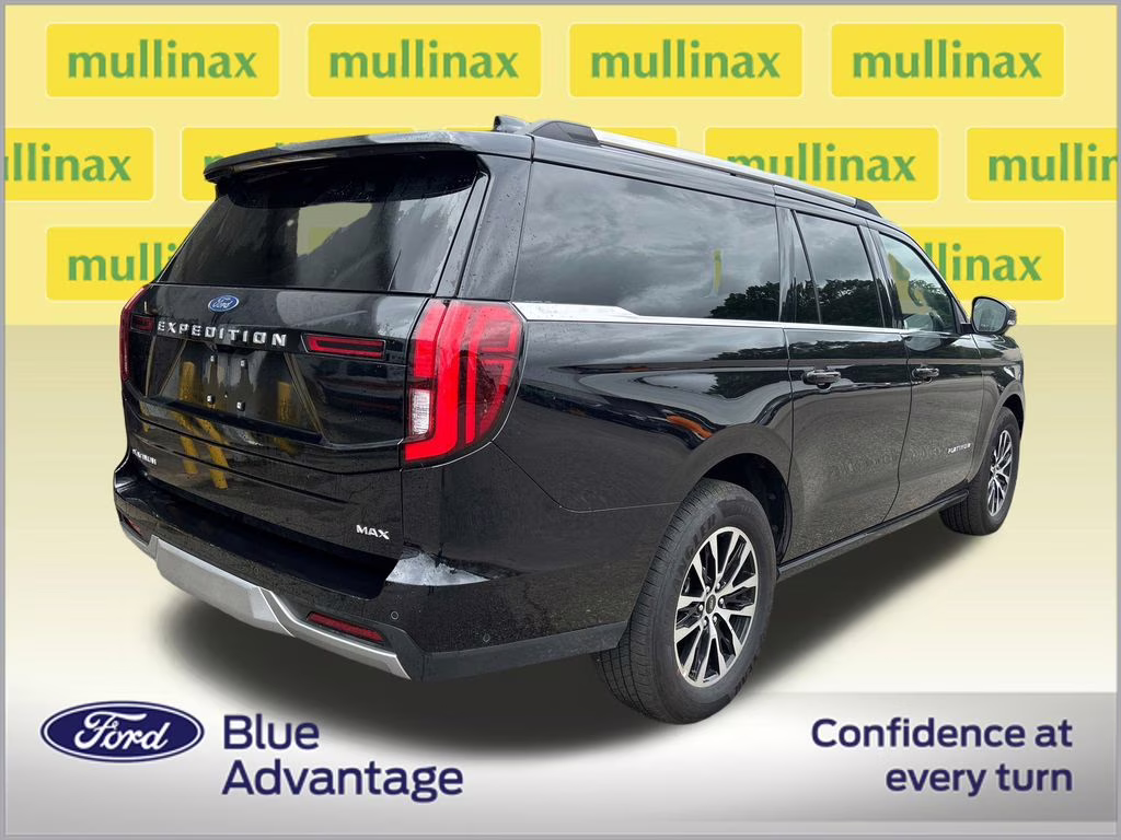 2025 Agate Black Metallic Ford Expedition Max Platinum 4X4 SUV