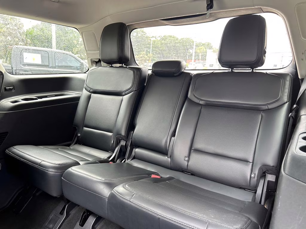 2025 Agate Black Metallic Ford Expedition Platinum 4X4 SUV