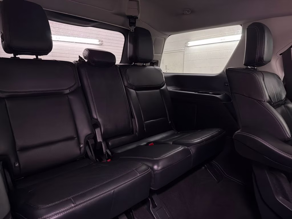 2025 Agate Black Metallic Ford Expedition Platinum 4X4 SUV