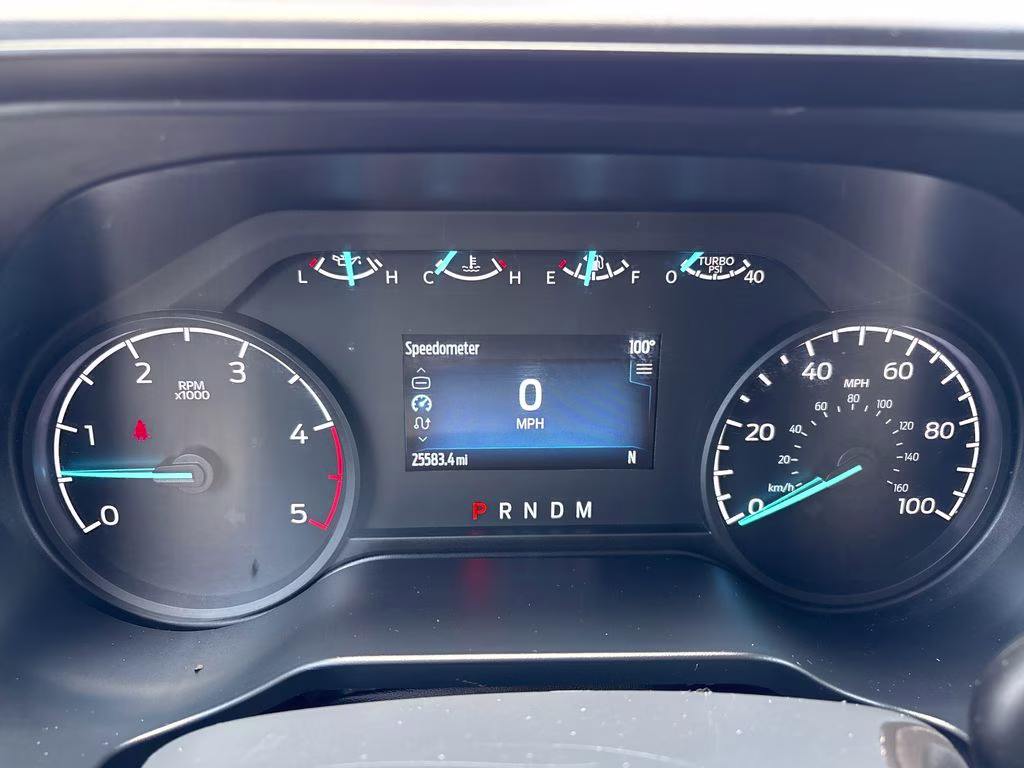 2025 Oxford White Ford Super Duty F-250 SRW XLT 4X4 Truck