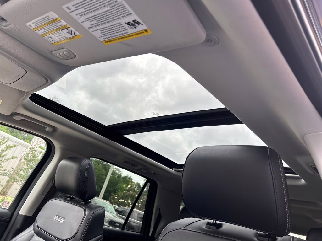 2025 Agate Black Metallic Ford Expedition Max Platinum 4X4 SUV