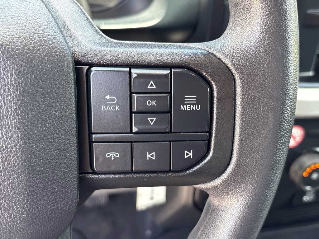 2025 Oxford White Ford Super Duty F-250 SRW XLT 4X4 Truck