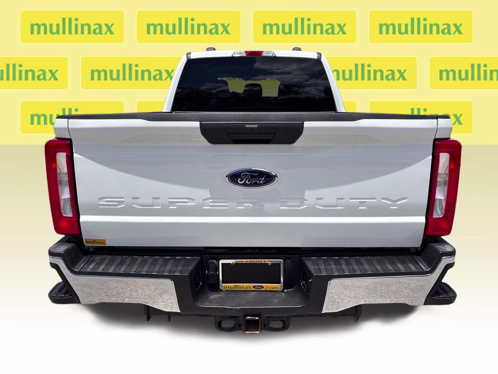 2025 Oxford White Ford Super Duty F-250 SRW XLT 4X4 Truck