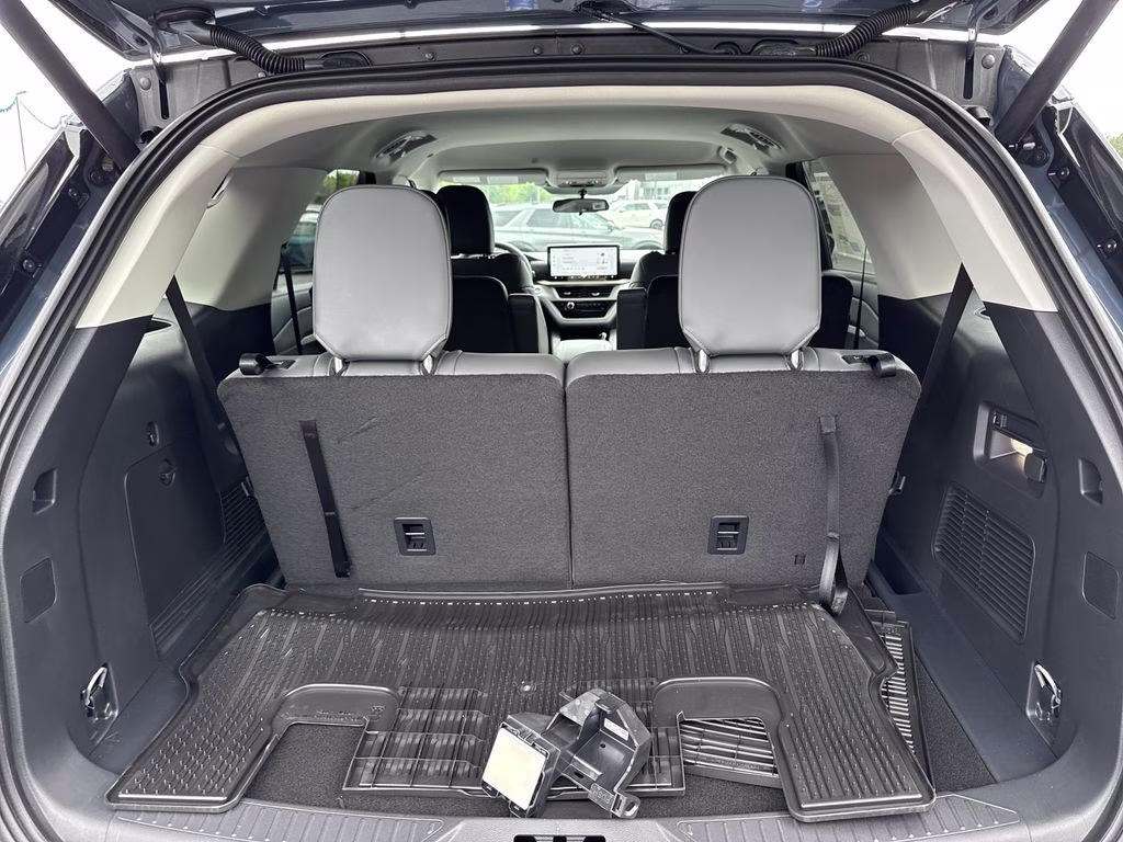 2026 Vapor Blue Ford Explorer Active RWD SUV