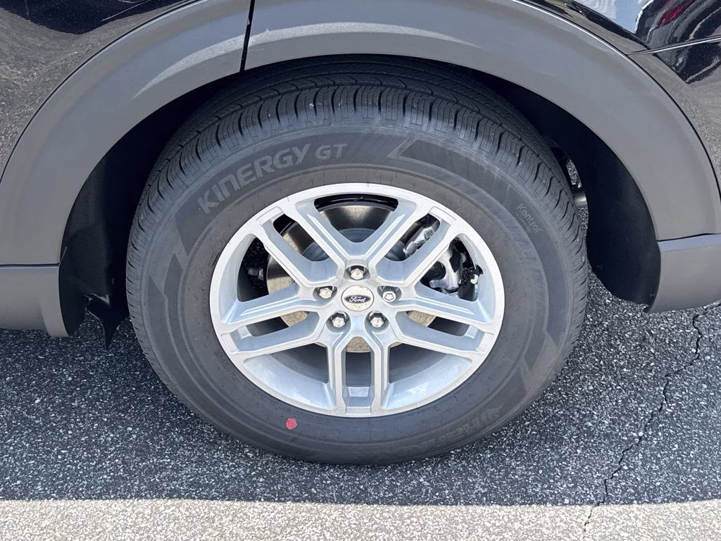 2026 Agate Black Metallic Ford Explorer Active RWD SUV