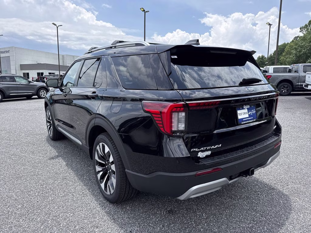 2026 Black Ford Explorer Platinum 4X4 SUV