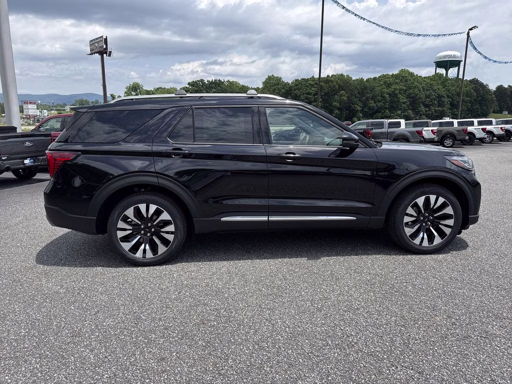 2026 Black Ford Explorer Platinum 4X4 SUV
