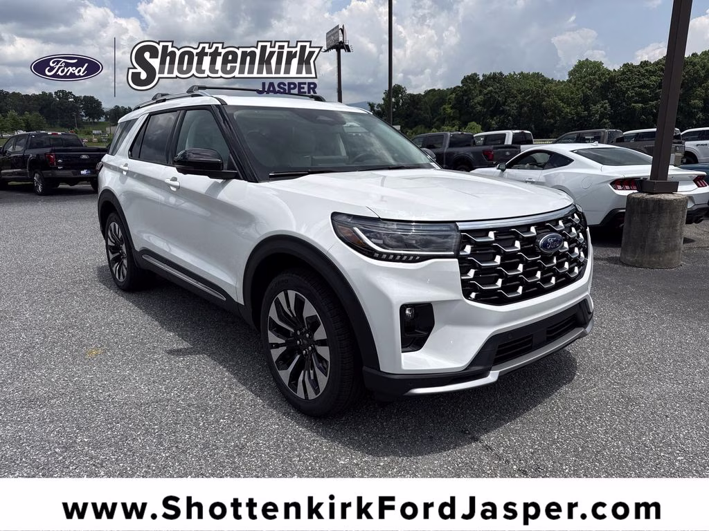 2026 Star White Metallic Tri-Coat Ford Explorer Platinum 4X4 SUV