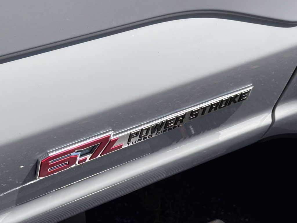 2026 Avalanche Ford Super Duty F-350 DRW Platinum 4X4 Truck