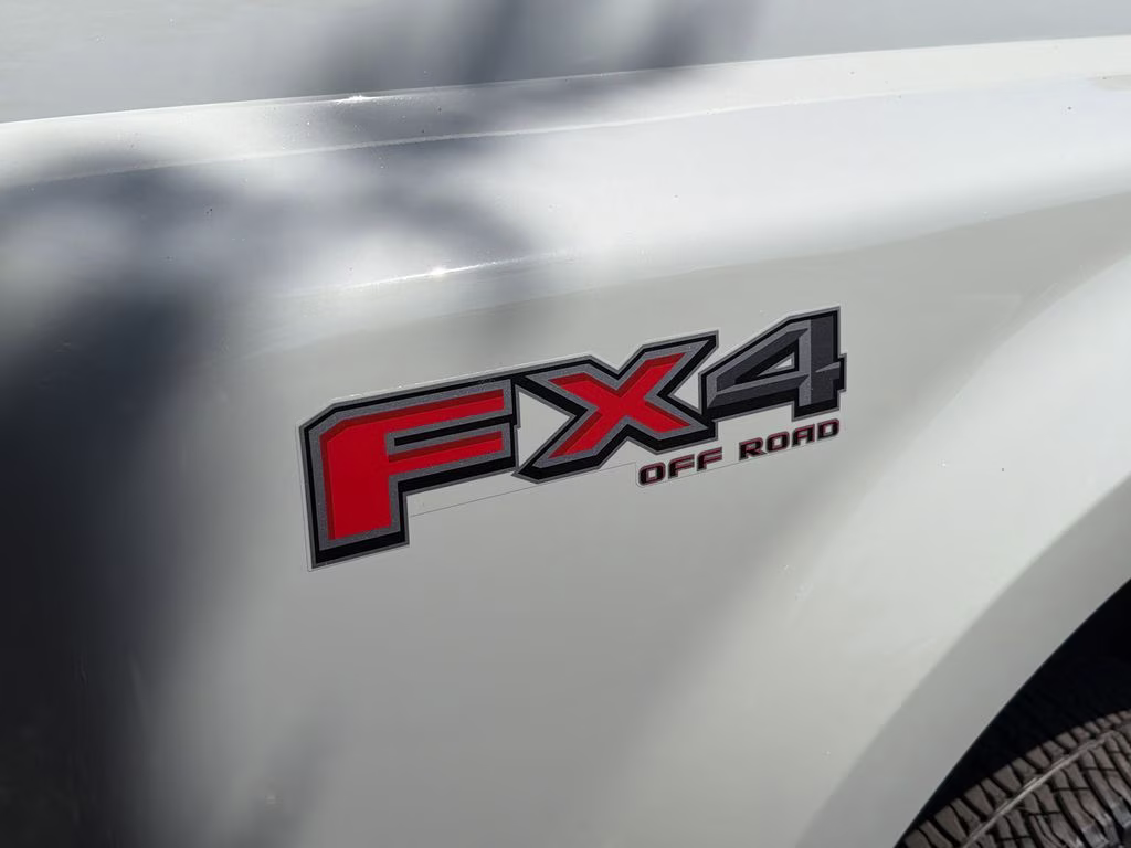 2026 Avalanche Ford Super Duty F-350 DRW Platinum 4X4 Truck