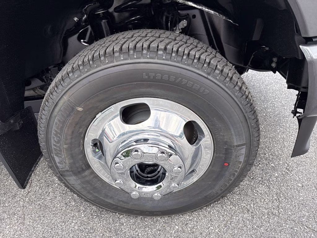 2026 Carbonized Gray Metallic Ford Super Duty F-350 DRW Platinum 4X4 Truck
