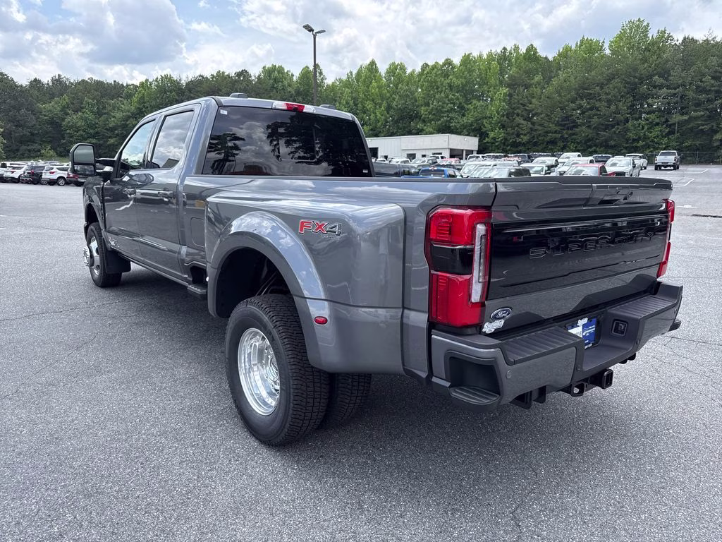 2026 Carbonized Gray Metallic Ford Super Duty F-350 DRW Platinum 4X4 Truck