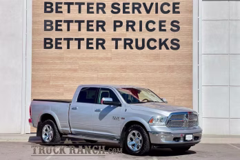 2017 Bright Silver Metallic Clearcoat Ram 1500 Laramie 4X4 Truck