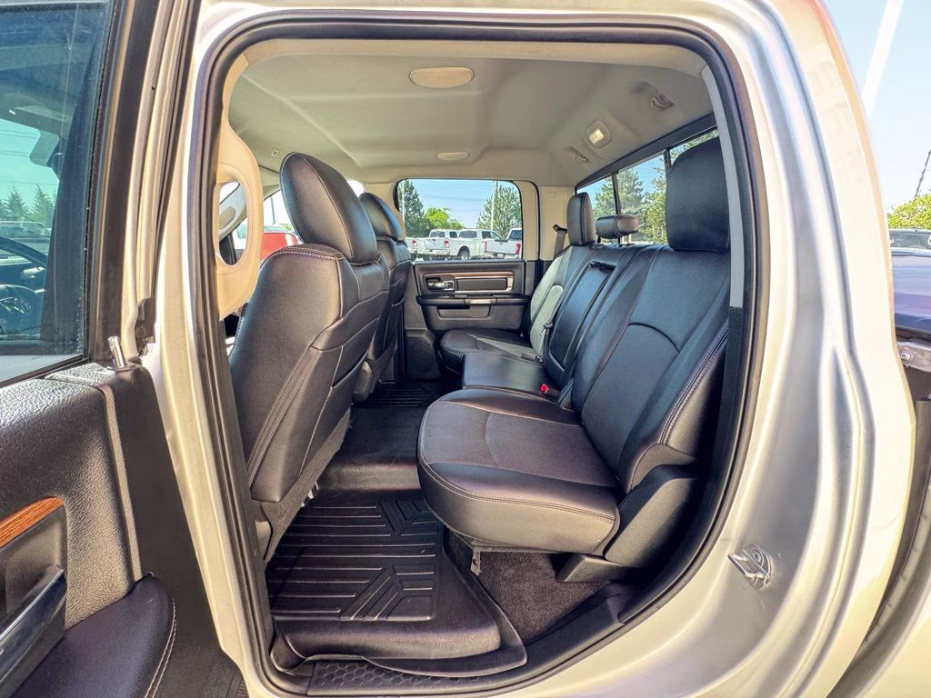 2017 Bright Silver Metallic Clearcoat Ram 1500 Laramie 4X4 Truck