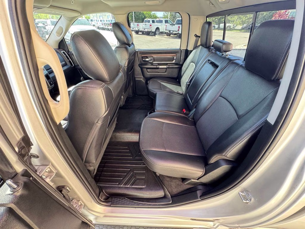 2017 Bright Silver Metallic Clearcoat Ram 1500 Laramie 4X4 Truck