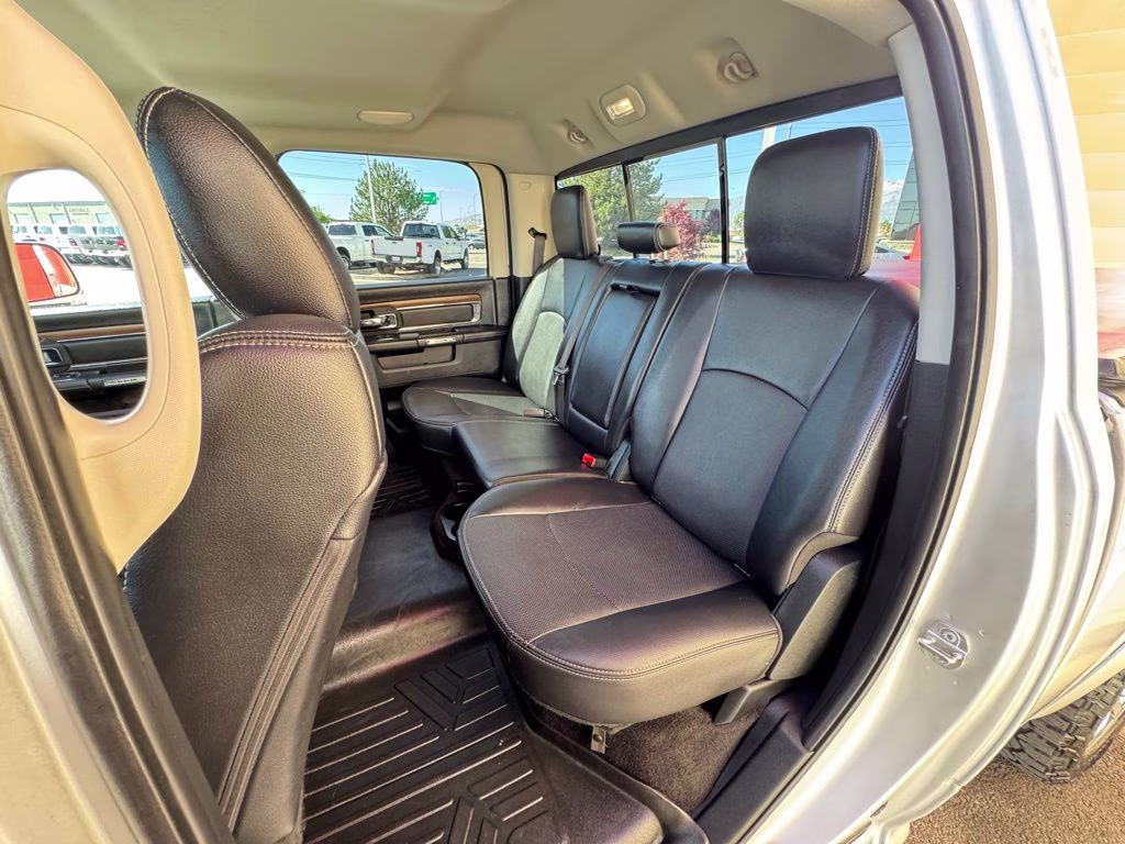 2017 Bright Silver Metallic Clearcoat Ram 1500 Laramie 4X4 Truck