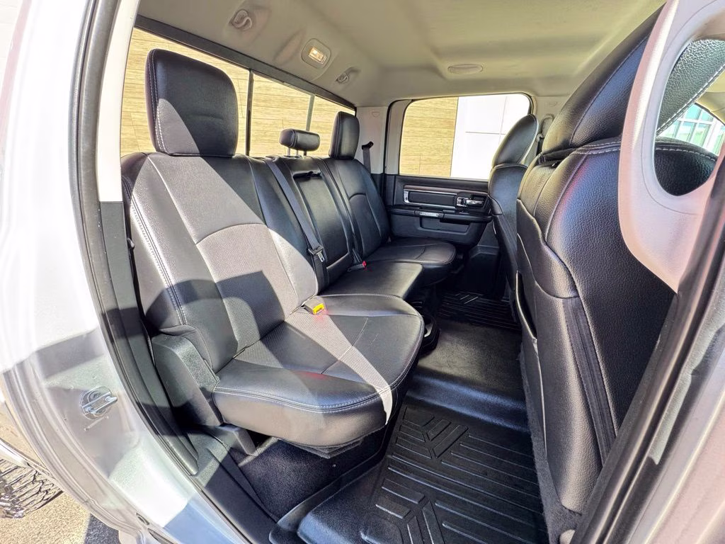 2017 Bright Silver Metallic Clearcoat Ram 1500 Laramie 4X4 Truck