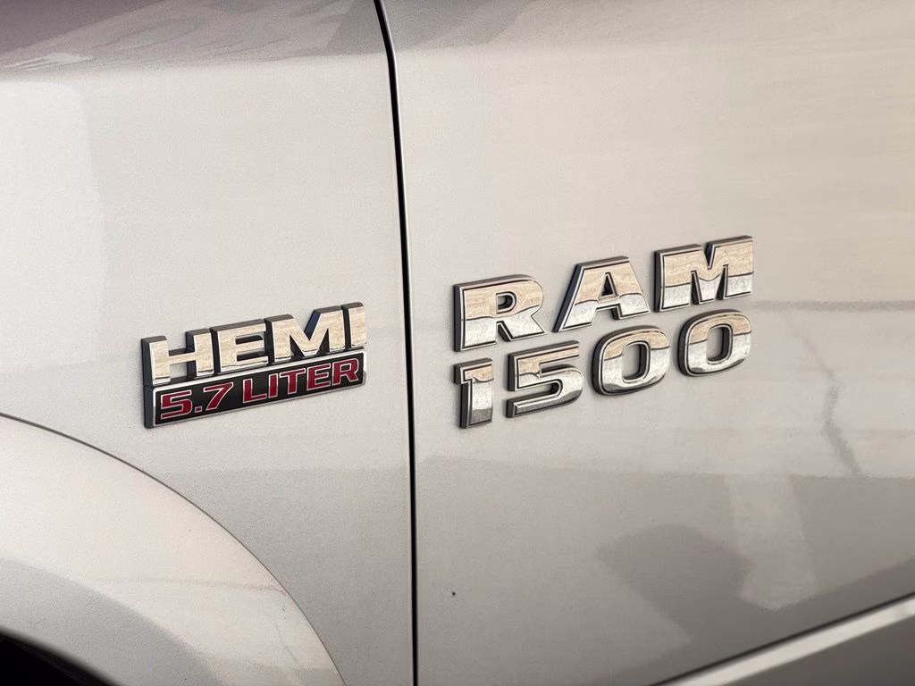 2017 Bright Silver Metallic Clearcoat Ram 1500 Laramie 4X4 Truck
