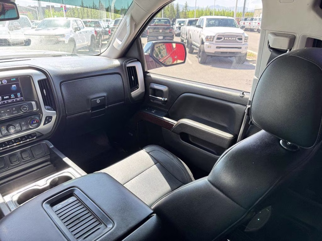 2017 Onyx Black GMC Sierra 1500 SLT 4X4 Truck