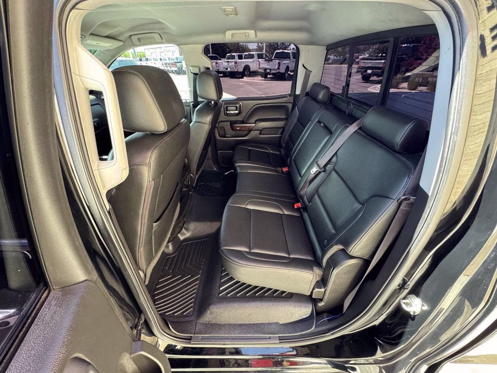 2017 Onyx Black GMC Sierra 1500 SLT 4X4 Truck