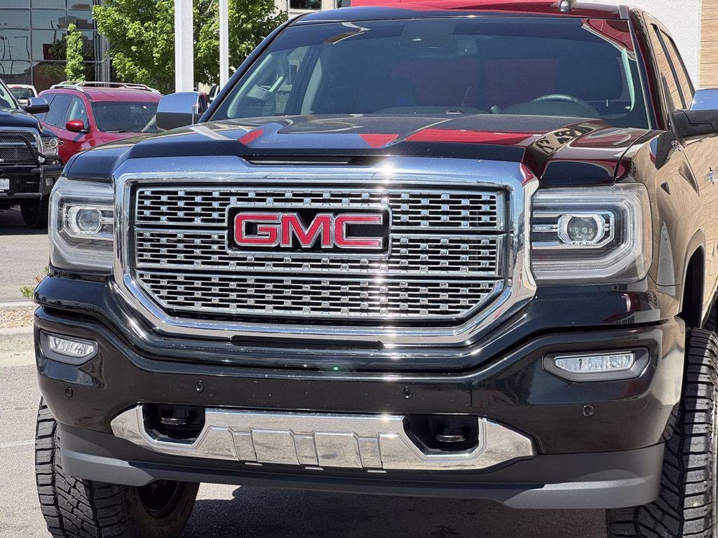 2017 Onyx Black GMC Sierra 1500 SLT 4X4 Truck