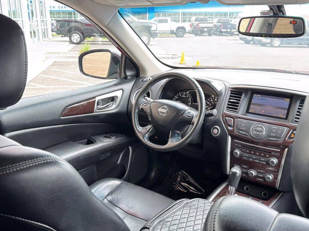 2016 Cayenne Red Metallic Nissan Pathfinder SL 4X4 SUV