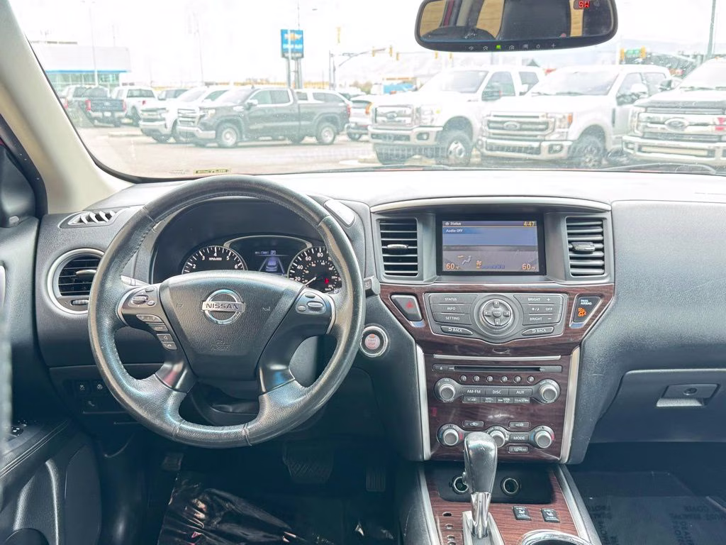 2016 Cayenne Red Metallic Nissan Pathfinder SL 4X4 SUV