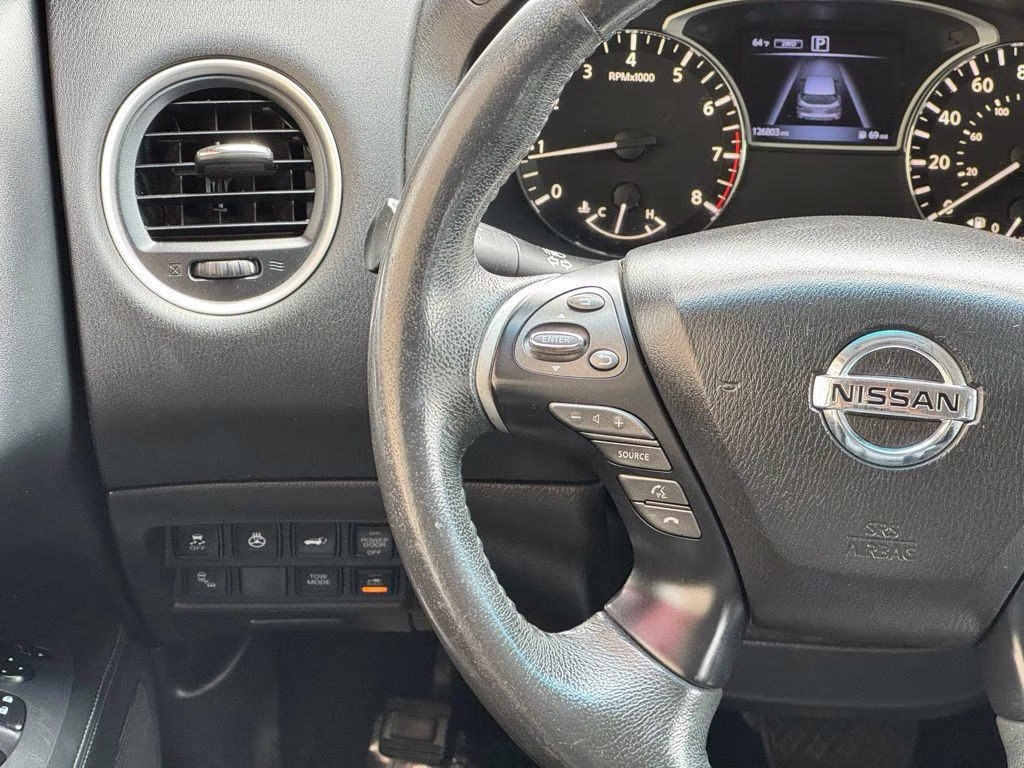 2016 Cayenne Red Metallic Nissan Pathfinder SL 4X4 SUV