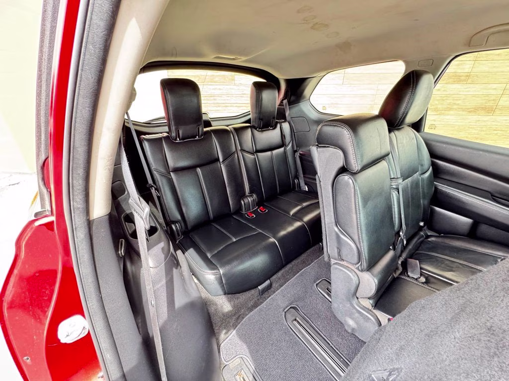2016 Cayenne Red Metallic Nissan Pathfinder SL 4X4 SUV
