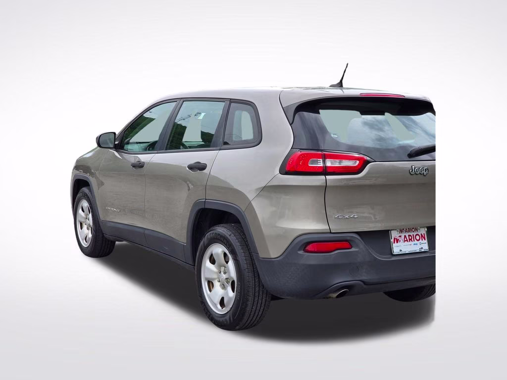 2017 Light Brownstone Pearlcoat Jeep Cherokee Sport 4X4 SUV