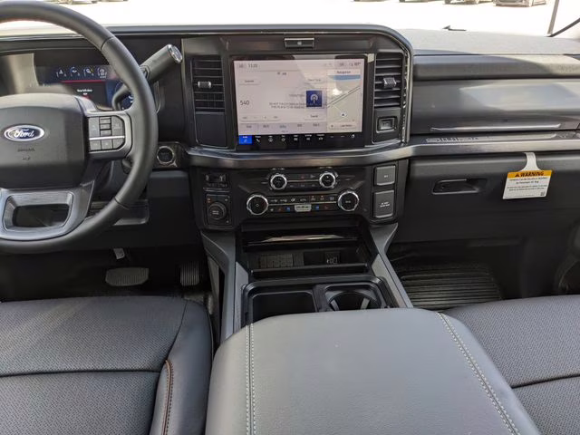 2026 Oxford White Ford Super Duty F-450 DRW Lariat 4X4 Chassis