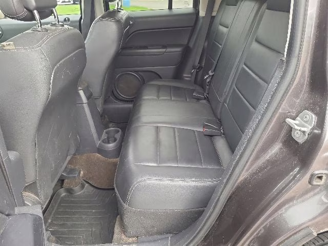 2015 Granite Crystal Metallic Clearcoat Jeep Patriot High Altitude 4X4 SUV