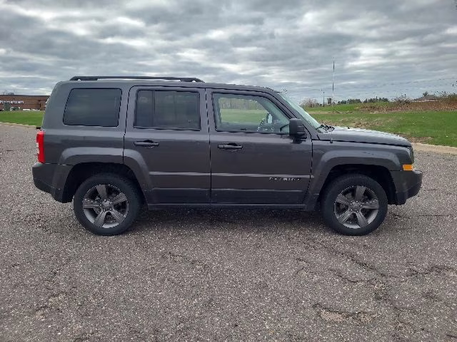 2015 Granite Crystal Metallic Clearcoat Jeep Patriot High Altitude 4X4 SUV