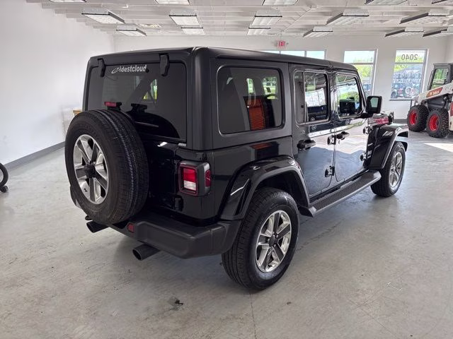 2019 Black Clearcoat Jeep Wrangler Unlimited Sahara 4X4 SUV