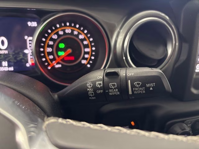 2019 Black Clearcoat Jeep Wrangler Unlimited Sahara 4X4 SUV