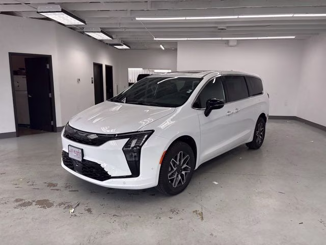 2027 Bright White Clearcoat Chrysler Pacifica Limited AWD Van
