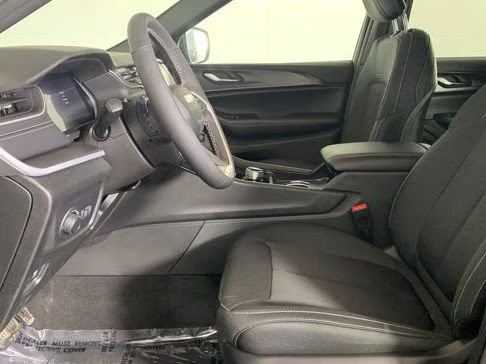 2026 Silver Zynith Jeep Grand Cherokee Laredo X 4X4 SUV