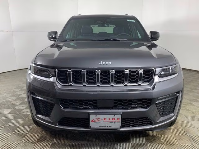 2026 Baltic Gray Metallic Clearcoat Jeep Grand Cherokee Limited 4X4 SUV
