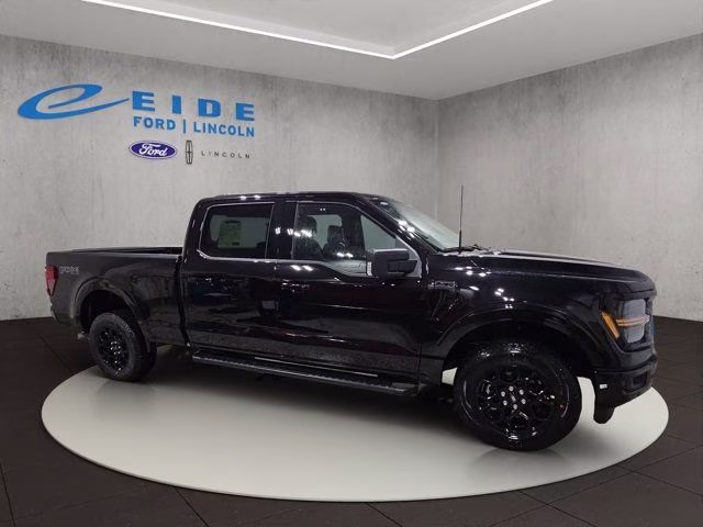2026 Agate Black Metallic Ford F-150 XLT Black Appearance 4X4 Truck