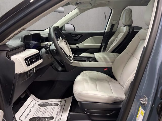 2026 Whisper Blue Metallic Clearcoat Lincoln Aviator Premiere AWD SUV