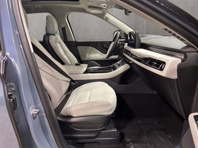 2026 Whisper Blue Metallic Clearcoat Lincoln Aviator Premiere AWD SUV