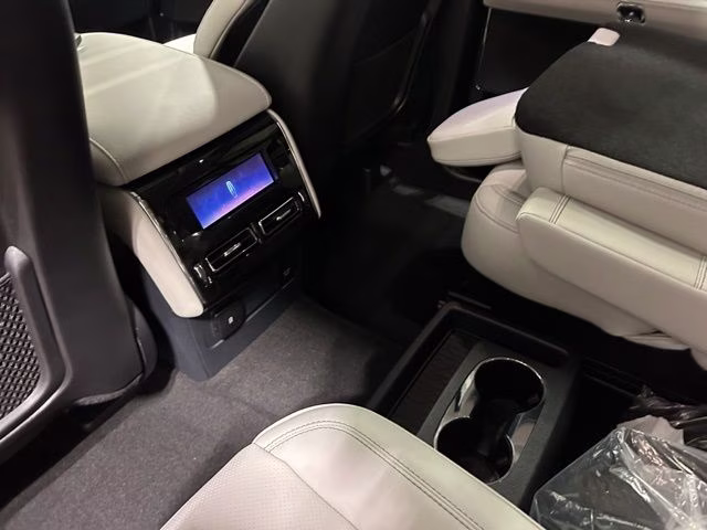 2026 Whisper Blue Metallic Clearcoat Lincoln Aviator Premiere AWD SUV