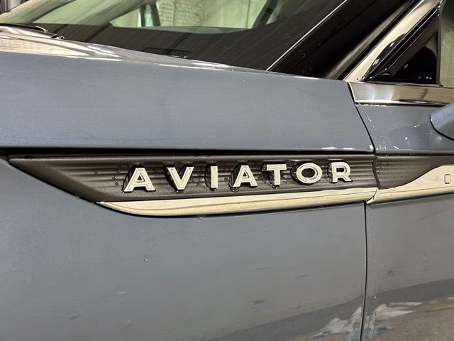 2026 Whisper Blue Metallic Clearcoat Lincoln Aviator Premiere AWD SUV