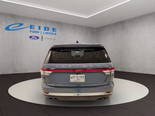 2026 Whisper Blue Metallic Clearcoat Lincoln Aviator Premiere AWD SUV