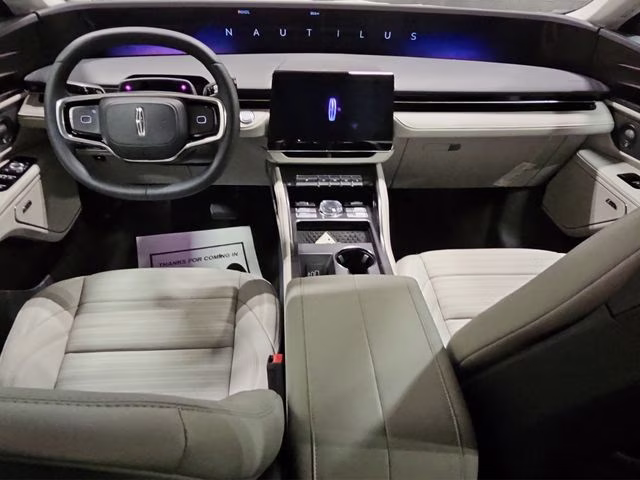 2026 Red Carpet Metallic Tinted Clearcoat Lincoln Nautilus Premiere AWD SUV